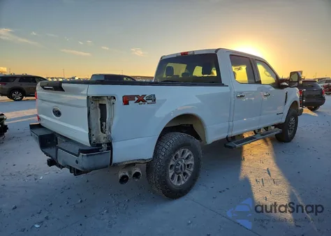 2018 Ford F250 Super Duty из США, поврежденный, VIN 1FT7W2BT6JEC89003